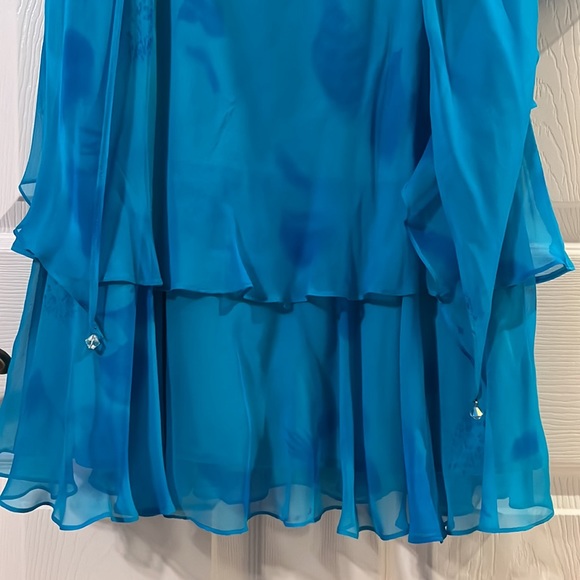 Cattiva New York 100% Silk Lined Blue Floral Dress With Matching Shawl - Picture 7 of 13